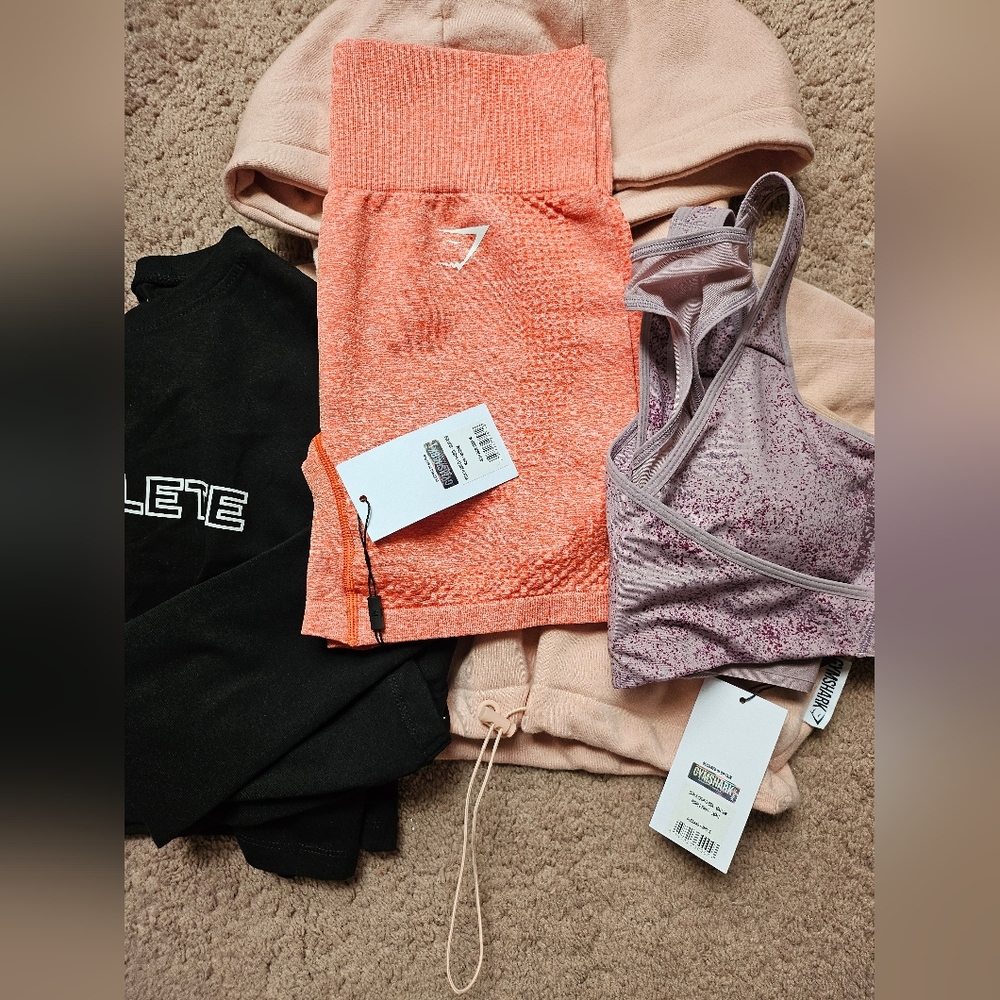 Lot of 4: Gymshark Alphalete crop long sleeve, sweater, sports bra and shorts